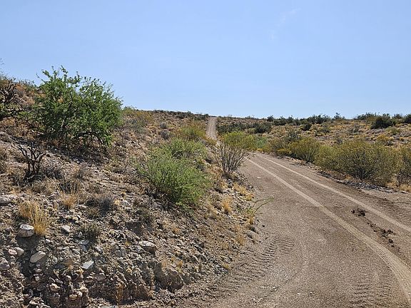 4th image of 13995 E KNIGHT CREEK Road E #-