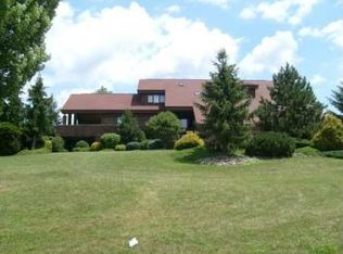 1866 Henderson Ave, Washington, PA 15301