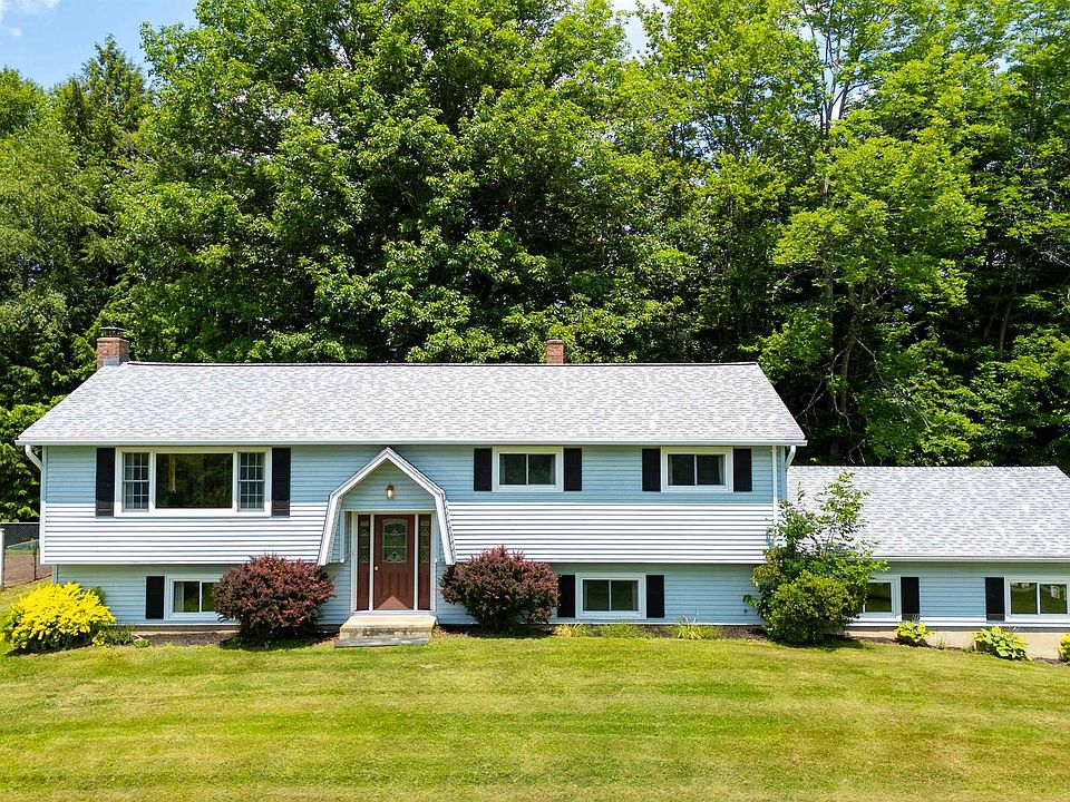 1st image of 863 Perry Hill Road