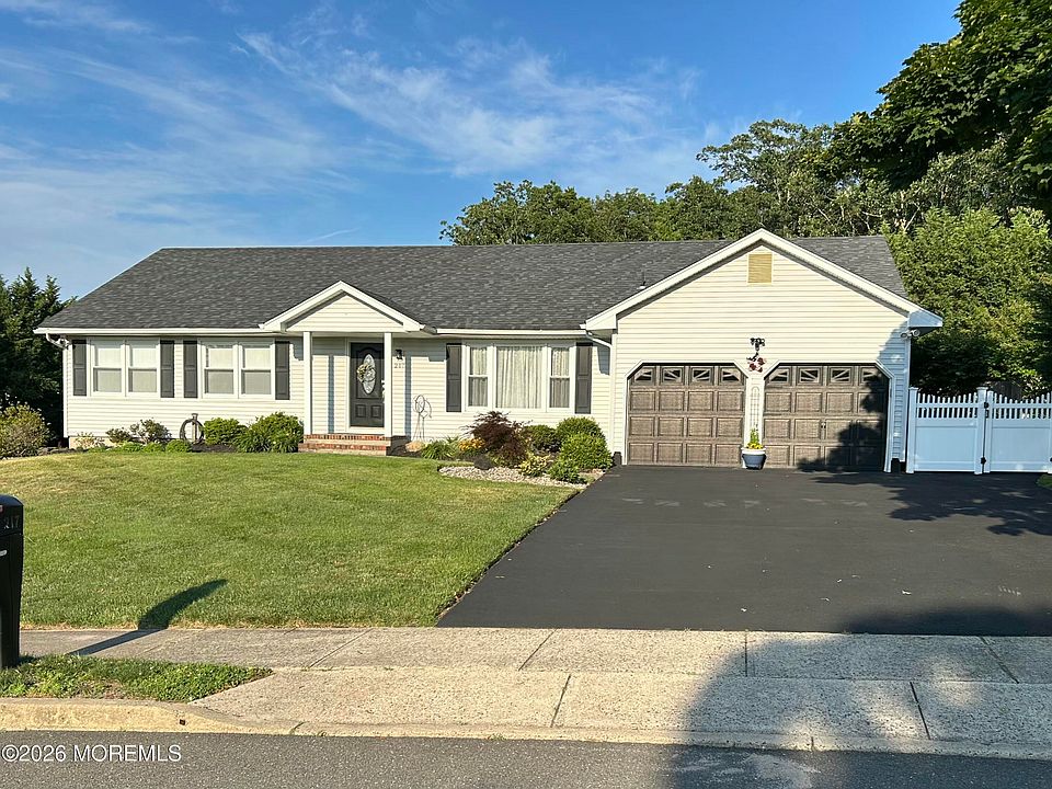 1st image of 217 Woodberry Drive