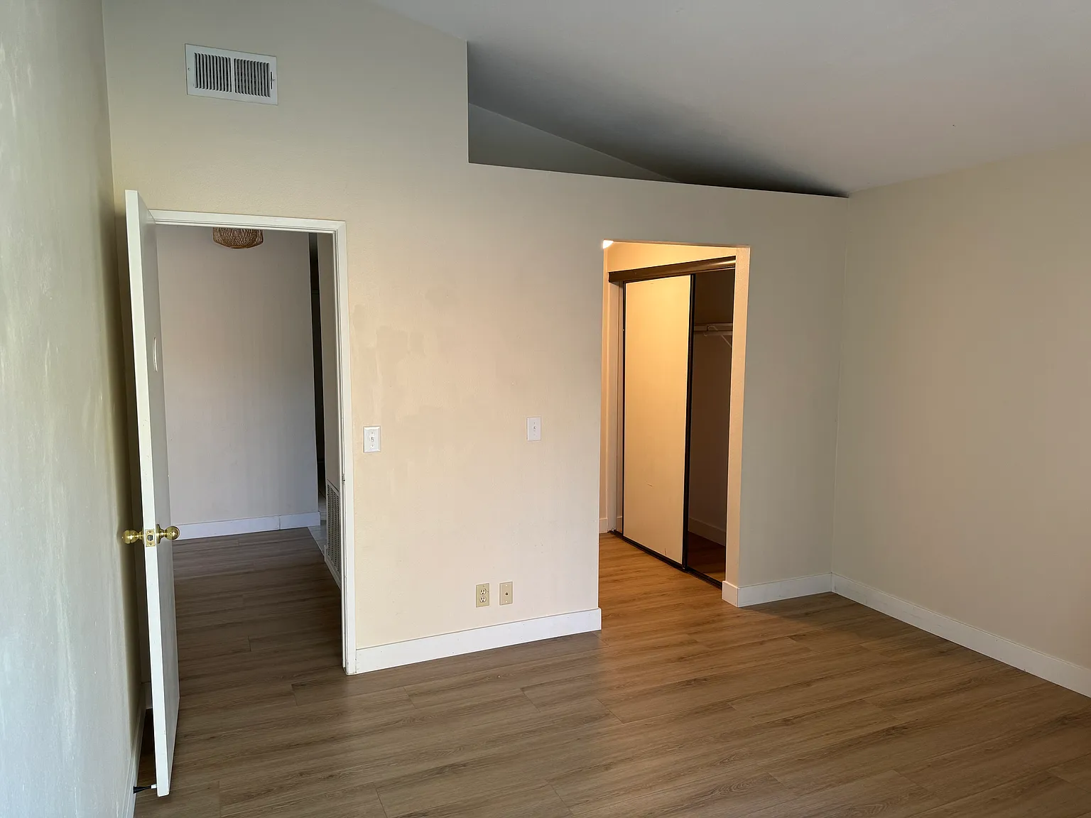 27726 Sumner Ave — Photo 4