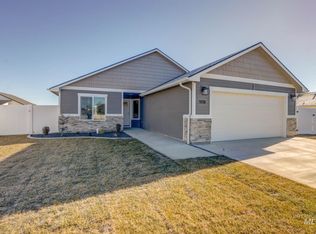 908 Sierra St, Vale, OR 97918