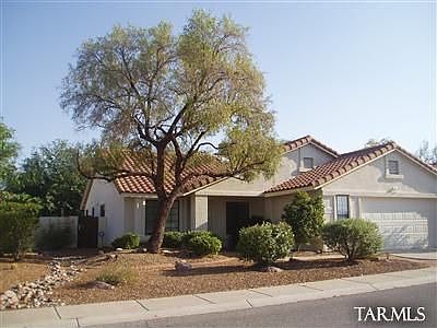 2nd image of 220 E Carolwood Dr