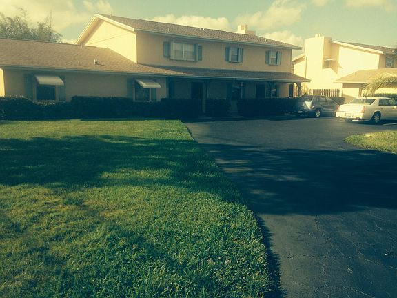 5th image of 903 Se 10th Street