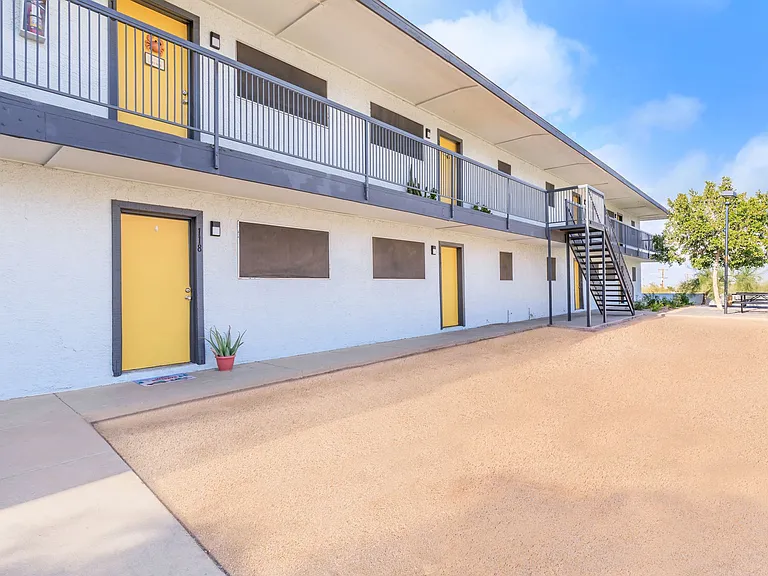 Mountain Valley Apartments — Photo 7