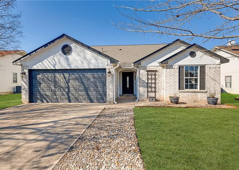 1st image of 815 Lantana Ln