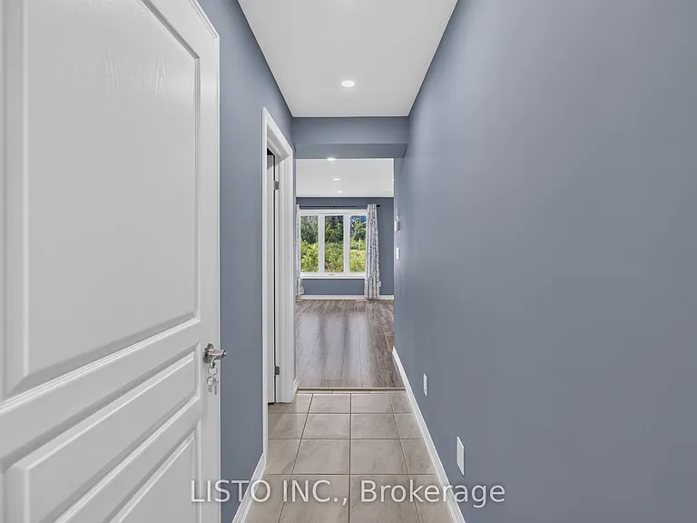 44 Haney Dr — Photo 5