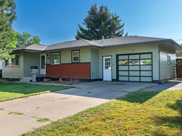 704 55th St S, Great Falls, MT 59405