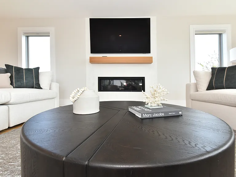 451 Dune Rd — Photo 13