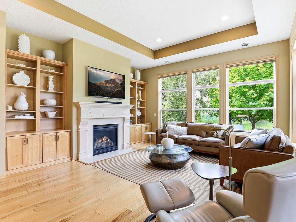 1st image of 7439 Shadyview Ln N