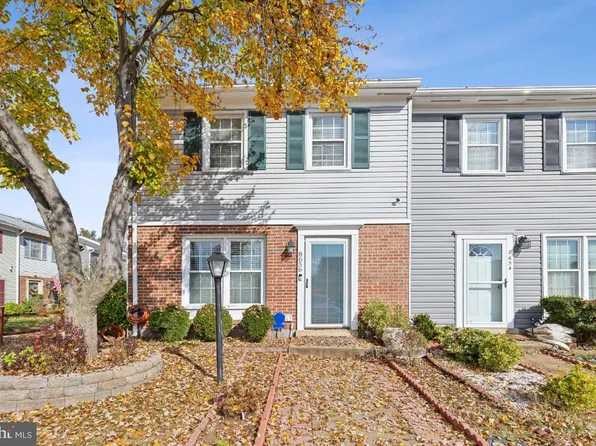 8656 Sumter Ct, Manassas Park, VA 20111