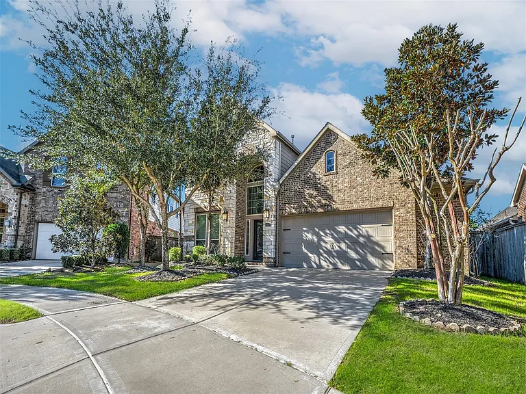 10007 Eldarica Way — Photo 2