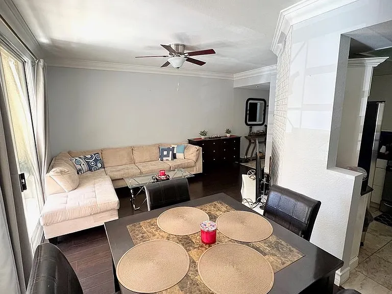 260 E Flamingo Rd #109 — Photo 2