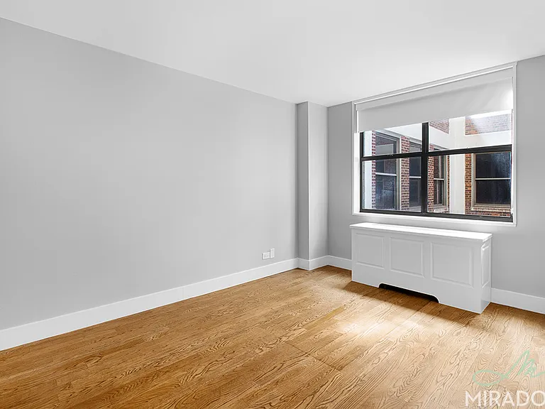 330 E 39th St #12M — Photo 8