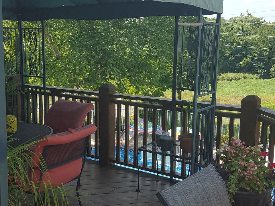 2nd image of 13125 Bellerive Farm Dr