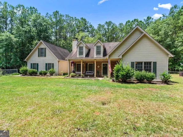 211 Country Kitchen Rd, Barnesville, GA 30204