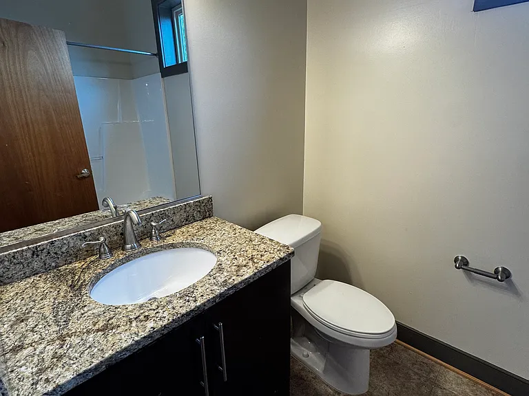 1125 Bainbridge St #6 — Photo 9