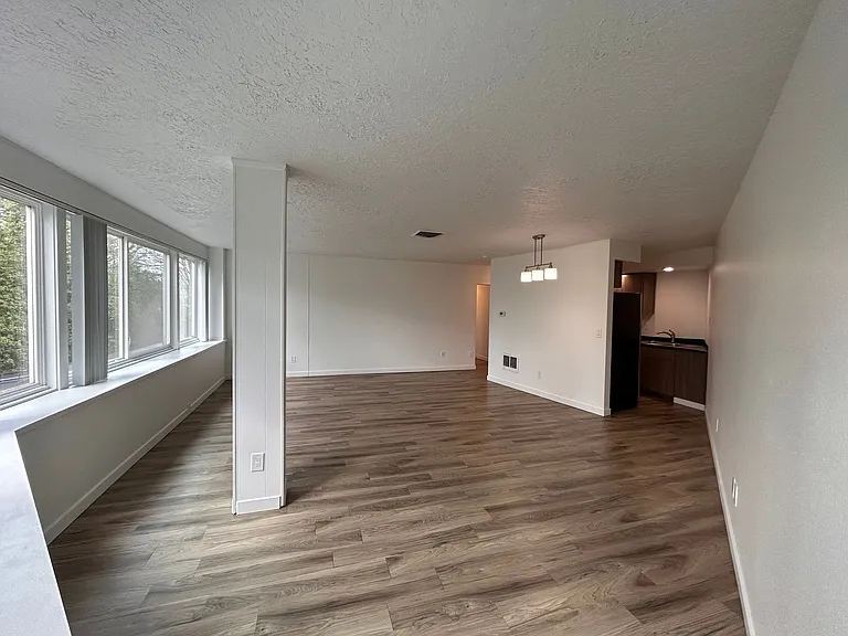 2222 Apartments — Photo 31