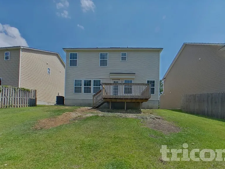 304 Longfellows Ln — Photo 15
