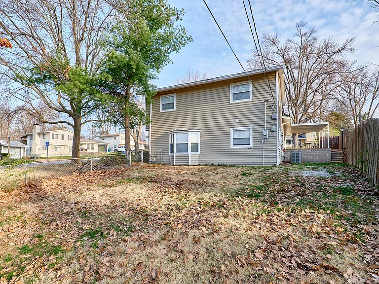 3204 Bristol Hall Dr — Photo 30
