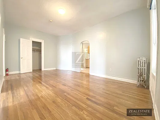 Rented by ZealEstate Group Inc | media 7