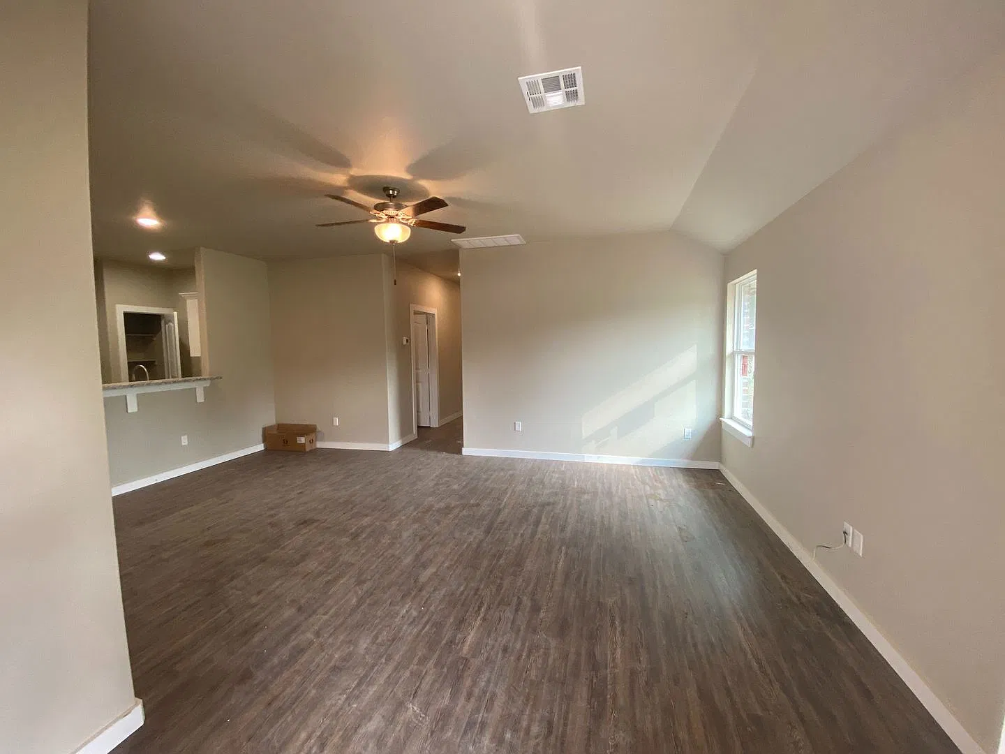 3 Bedroom 2 Bathroom Duplex - El Reno — Photo 4