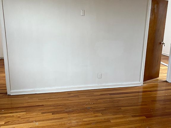 4th image of 9626 Avenue N #2-B