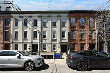112 Bloomfield Street, #1