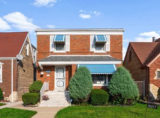 10217 S Eberhart Ave, Chicago, IL