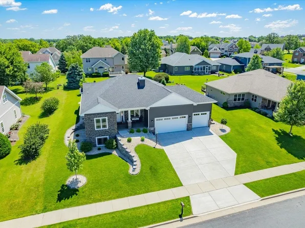 346 Bergamont Blvd, Oregon, WI 53575