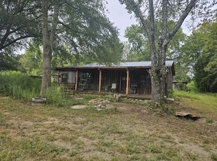 677 Howell Hill Rd, Flintville, TN 37335