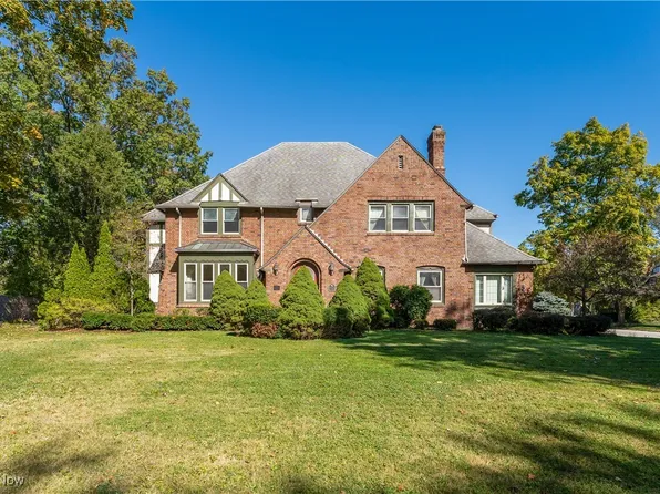 402 Tod Ln, Youngstown, OH 44504