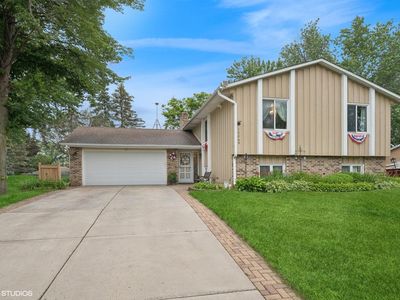 15649 Heywood Way, Apple Valley, MN, 55124