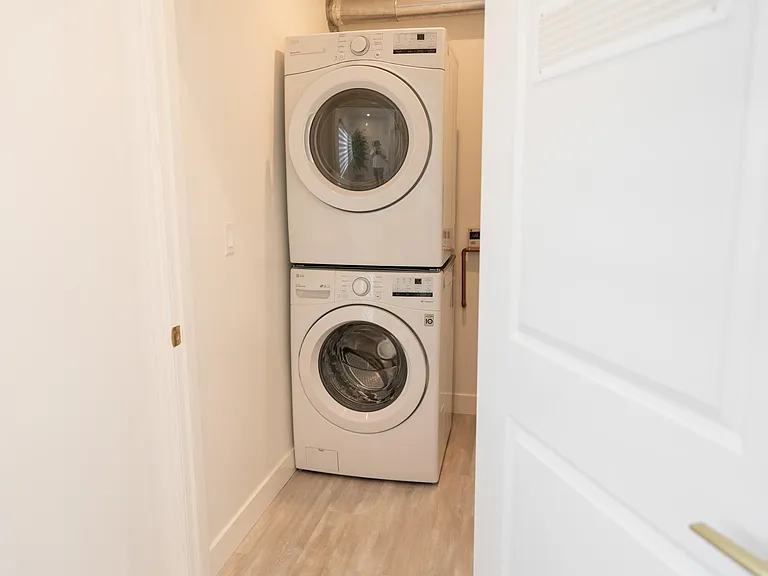 6337 Agnes Ave — Photo 11