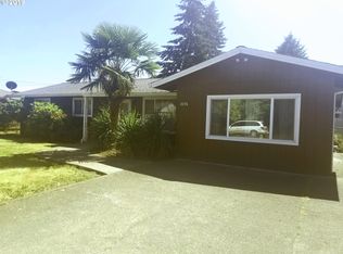 3276 G St, Hubbard, OR 97032