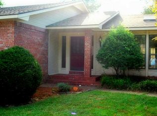 1207 Countrywood Cir, Rogers, AR 72756