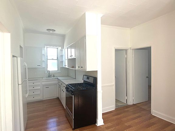 4th image of 68-43 75th St #2