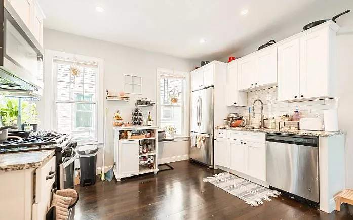 31 Pleasant St #1 — Photo 3