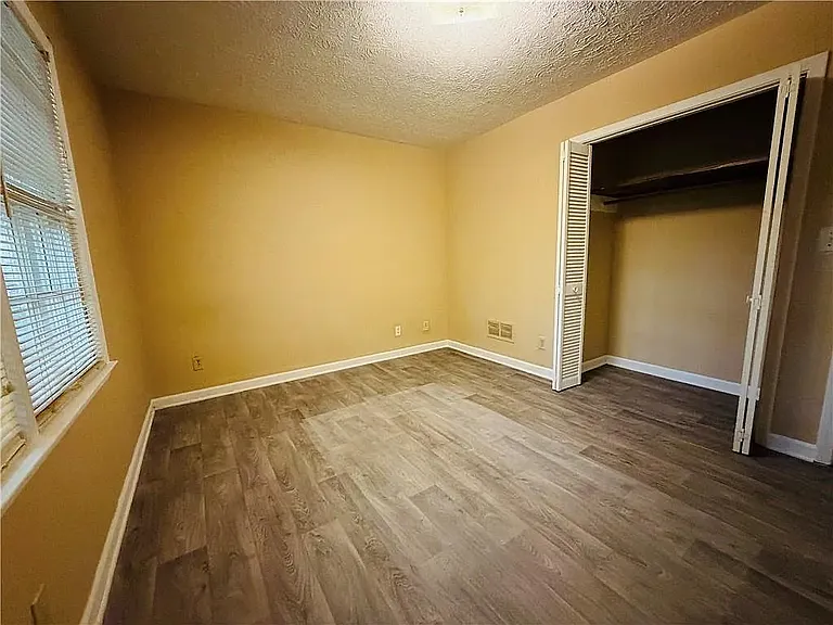 4742 Valley Dale Dr SW #A — Photo 7