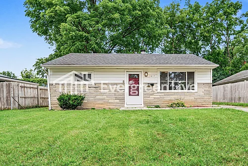 2417 Dawnlight Ave Photo 1