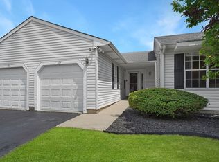 504 Lyon Dr, Buffalo Grove, IL