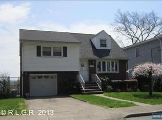 176 Prospect St, Hasbrouck Heights, NJ 07604
