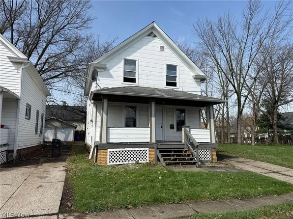 4464 W 28th St, Cleveland, OH 44109