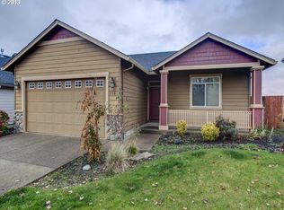 2501 Dorsey Dr, Hubbard, OR 97032