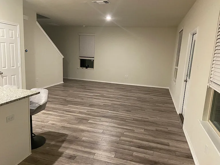 236 Prairie Falcon Way — Photo 2