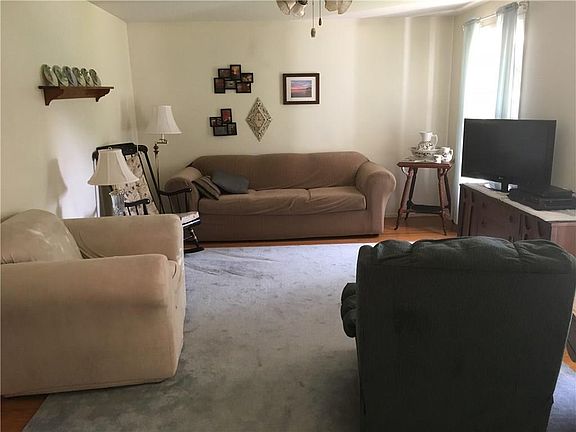 2nd image of 50 Short Hills Dr