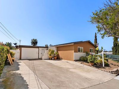 4657 Chateau Pl, San Diego, CA, 92117