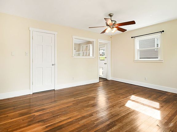 4th image of 44 Jeffress Ave
