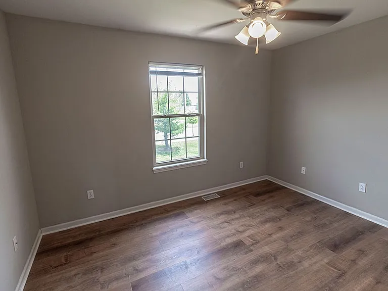 4016 Snowy Owl Dr — Photo 22