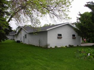 1675 Jewell St, Prescott, WI 54021